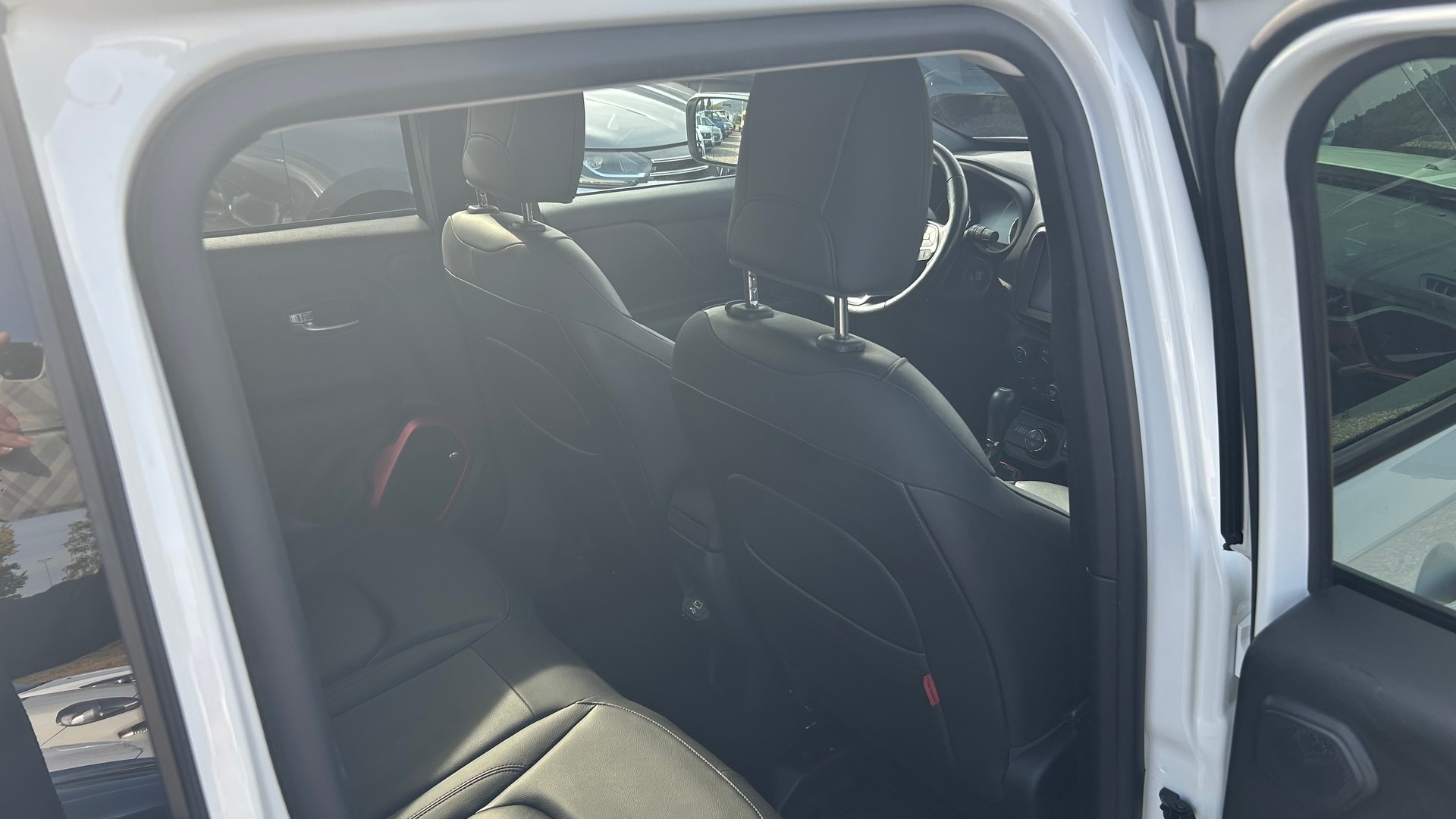 JEEP Renegade 2.0 MJ Trailhawk AWD + Low Range 9ATX-image-28