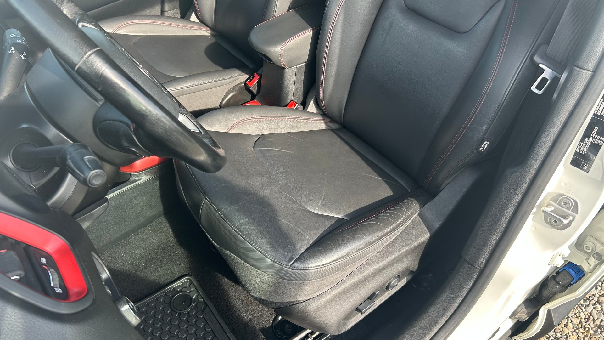 JEEP Renegade 2.0 MJ Trailhawk AWD + Low Range 9ATX-image-4