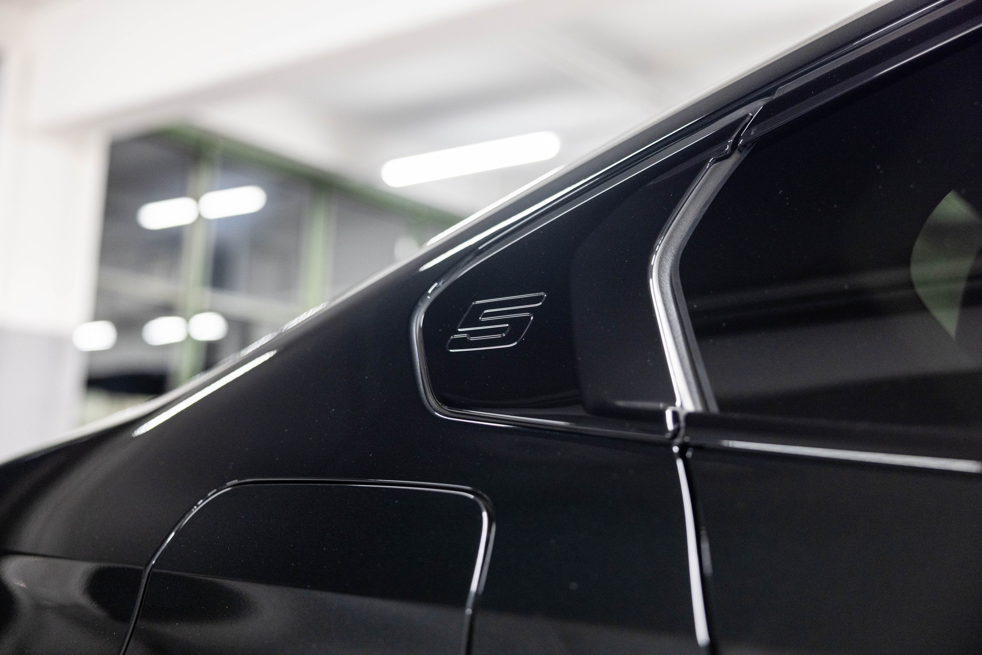 BMW 540d xDrive 48V M Sport Steptronic-image-12