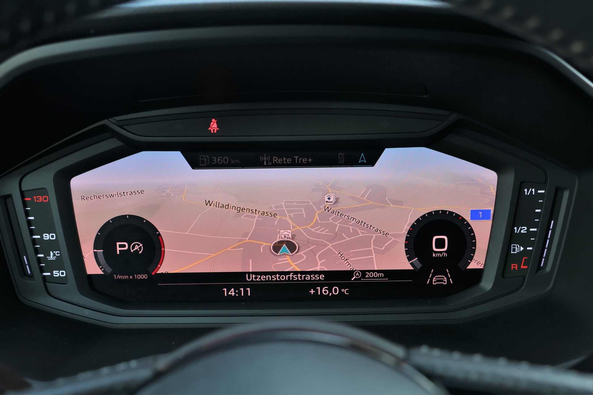 AUDI A1 Sportback 30 TFSI advanced S-tronic (CH) S-Line-image-25