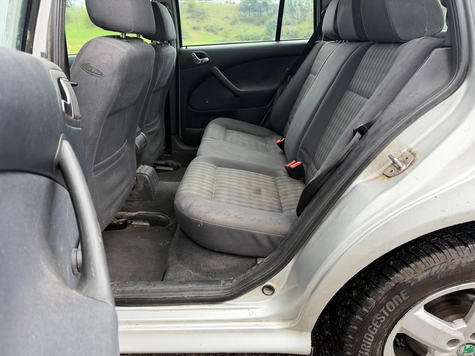 SKODA Octavia 1.9 TDI Classic 4x4-image-10