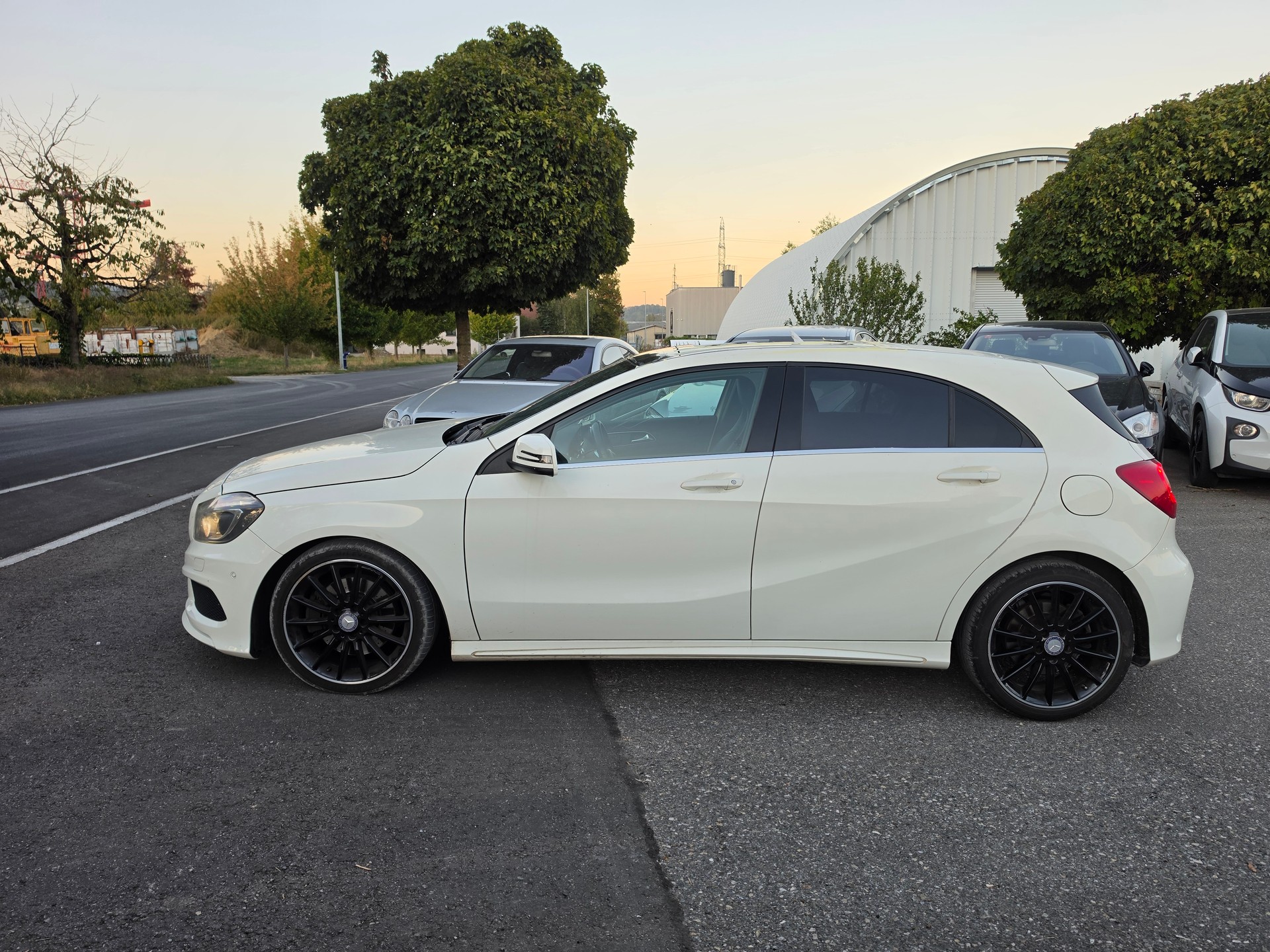 MERCEDES-BENZ A 220 CDI AMG Line 7G-DCT-image-1
