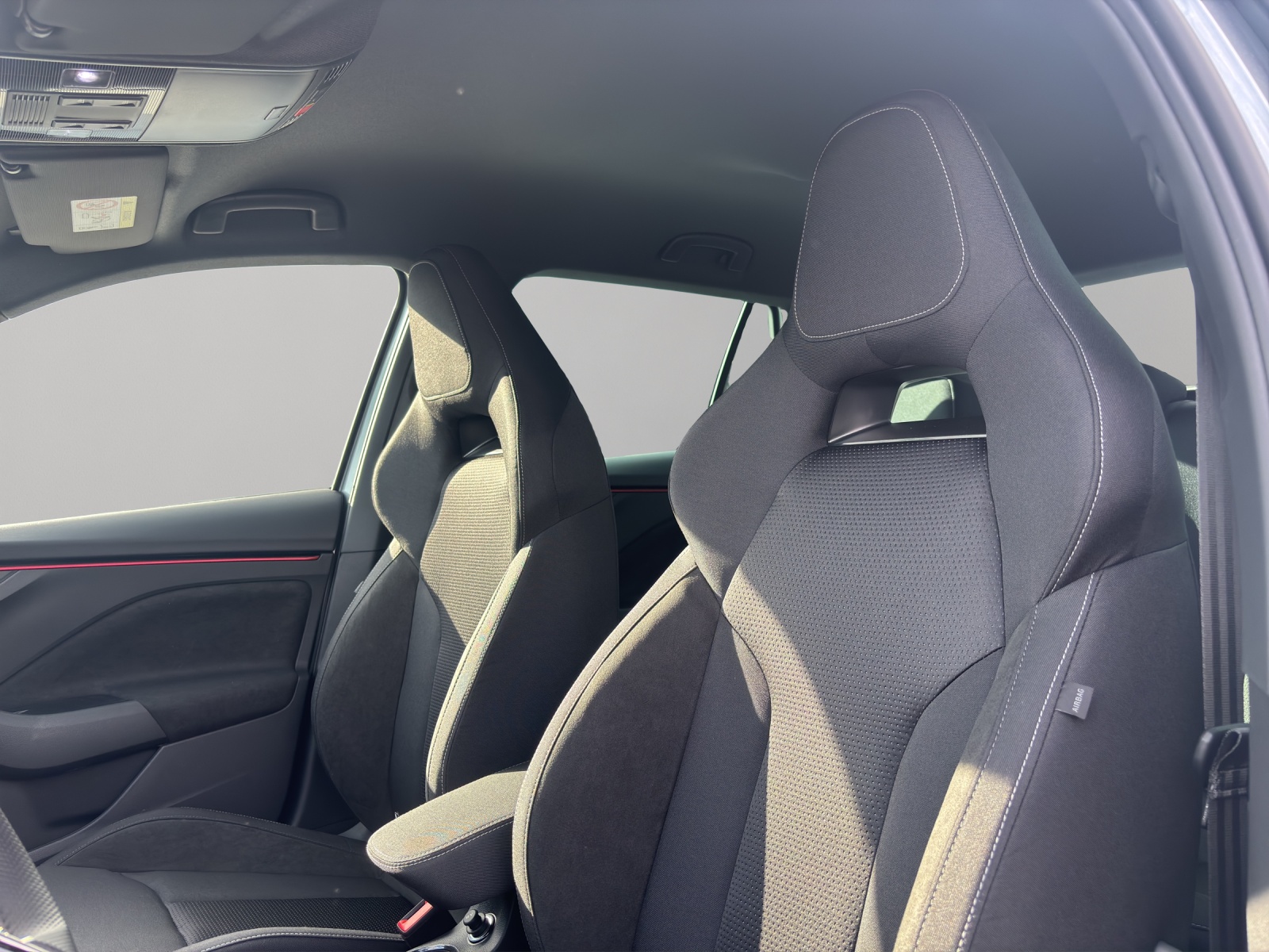 SKODA Kamiq 1.0 TSI Dynamic DSG-image-12