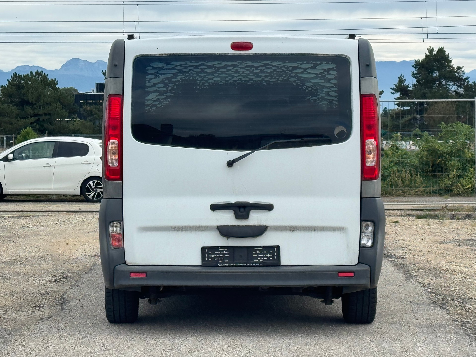 OPEL Vivaro 20TD J28/30-image-4