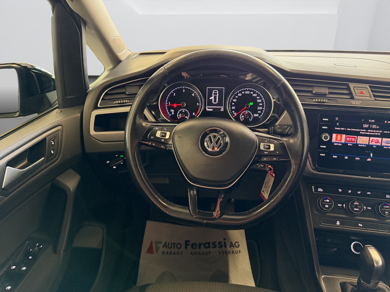 VW Touran 1.6 TDI BlueMotion Technology Trendline DSG-image-14