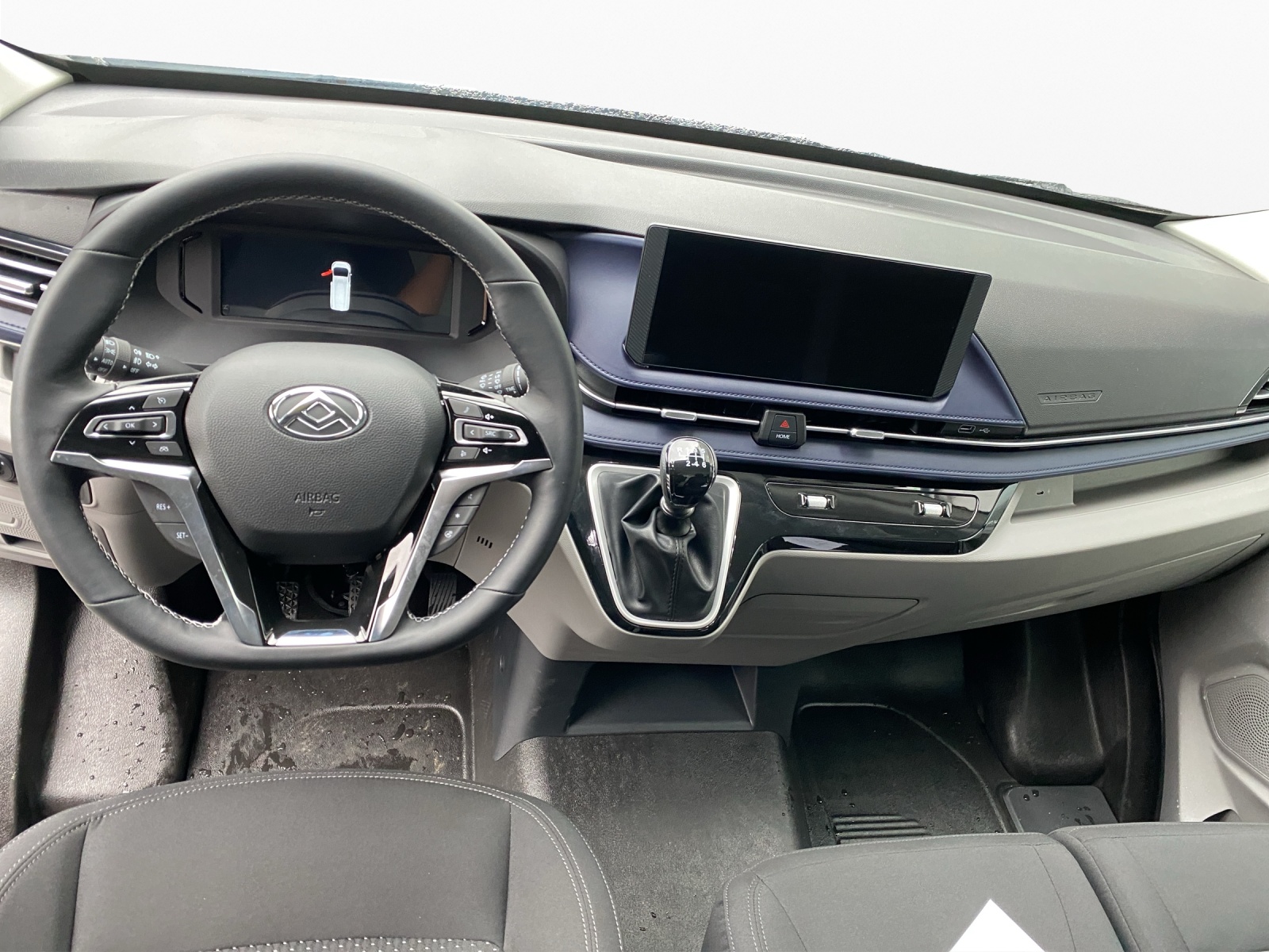 MAXUS Deliver 9 Kaw. L3H2 2.0 TD Luxury-image-11