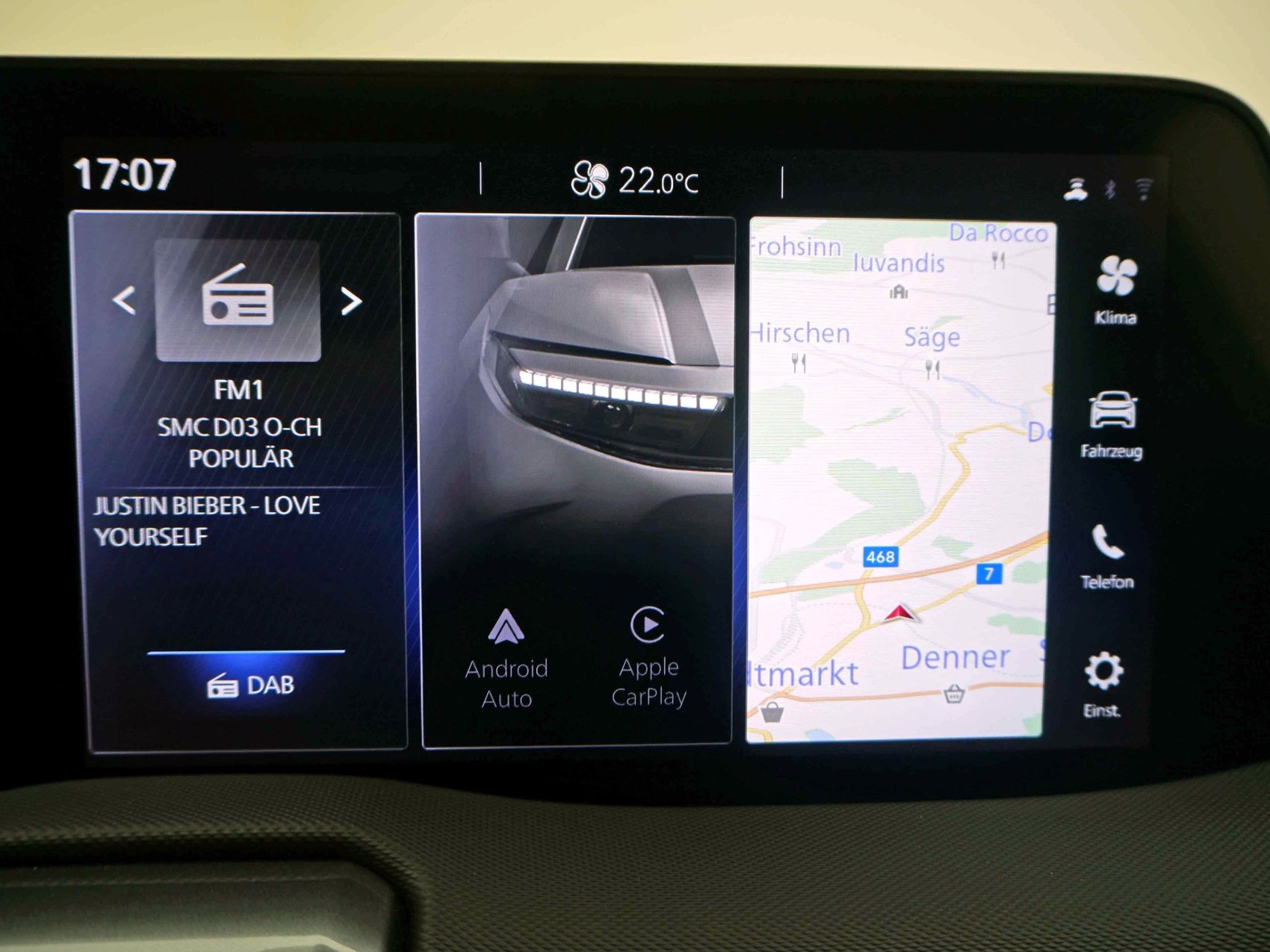 TOYOTA Urban Cruiser Premium AWD-image-17