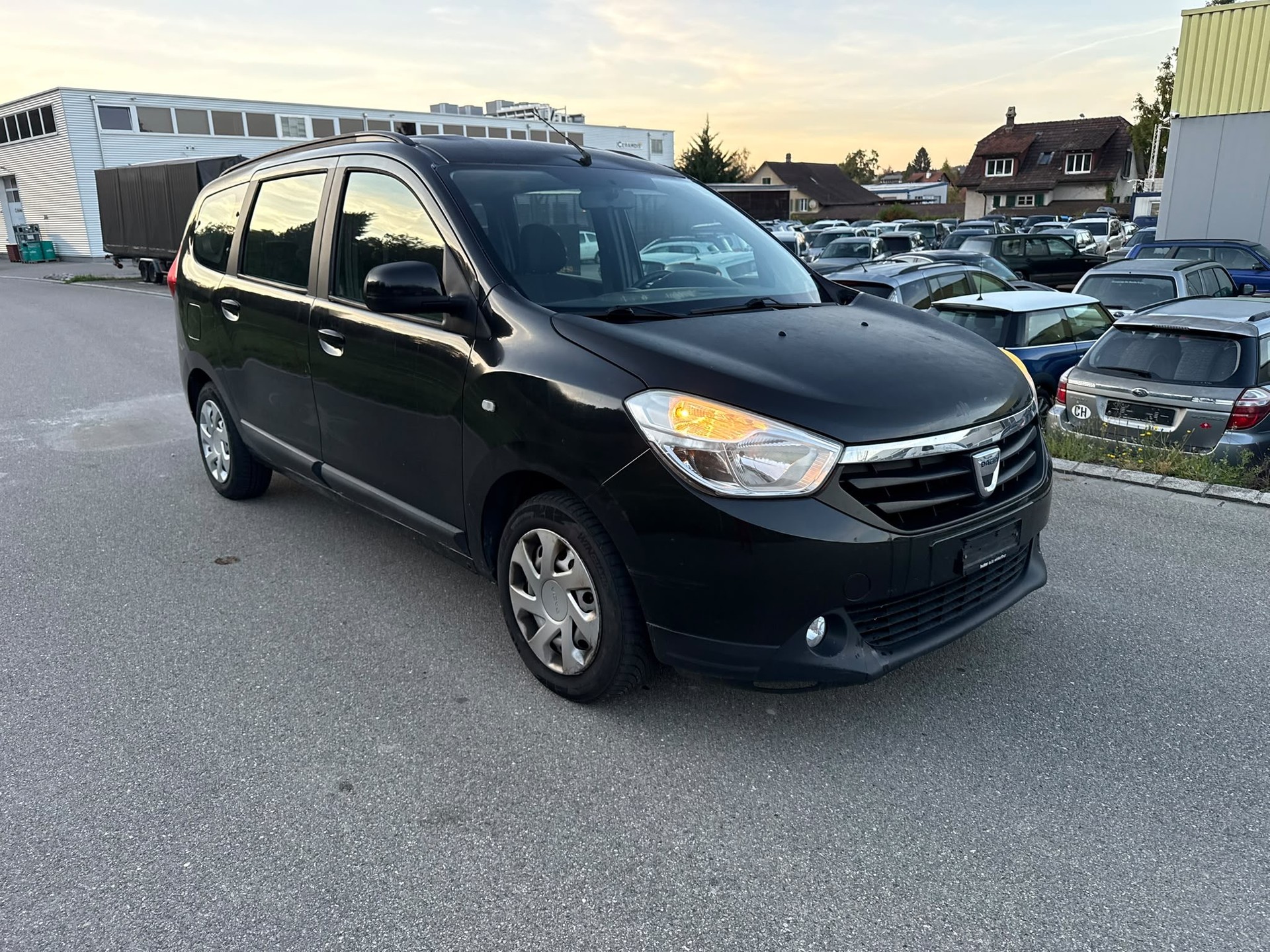 DACIA Lodgy 1.2 Turbo Lauréate 7PL-image-3