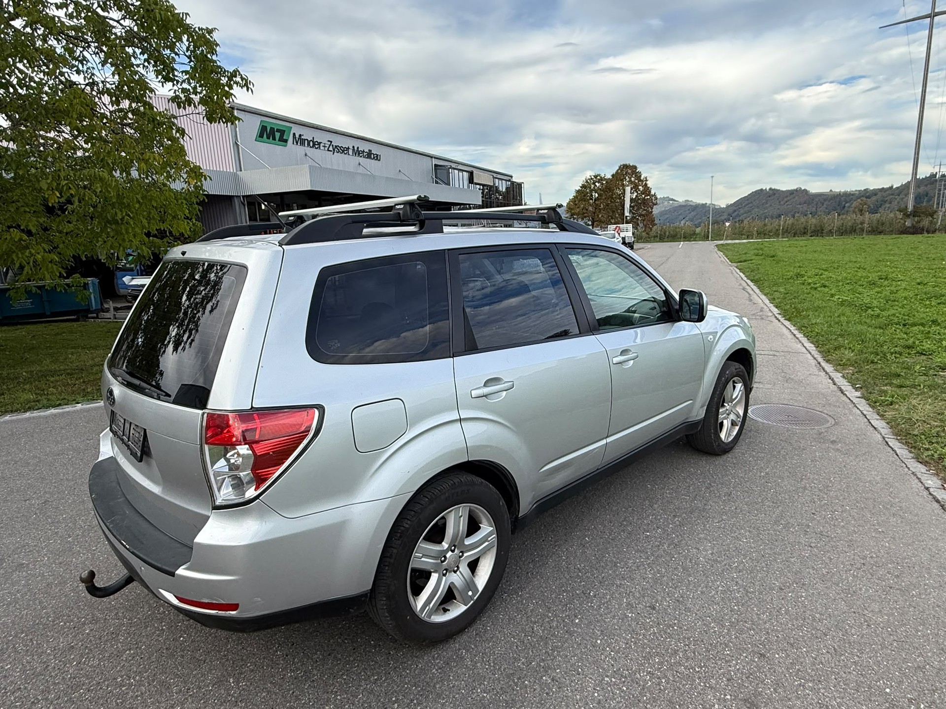 SUBARU Forester 2.0XS Comfort Automatic-image-2