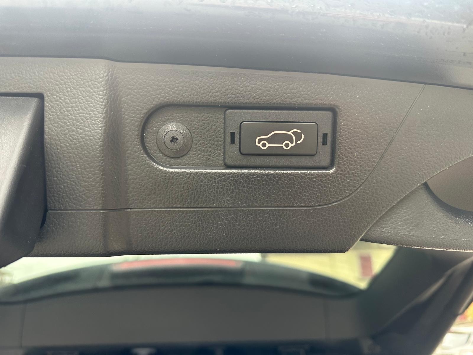 KGM-SsangYong Rexton 2.2 CRDi Sapphire 4WD AT-image-16