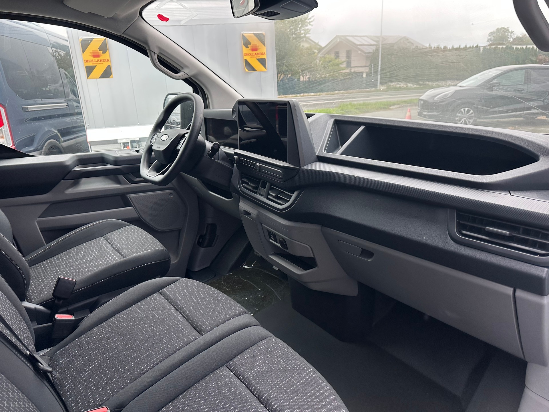 FORD Transit Custom Van 320 L2 2.0 EcoBl Trend/136CV/Aut.-image-14
