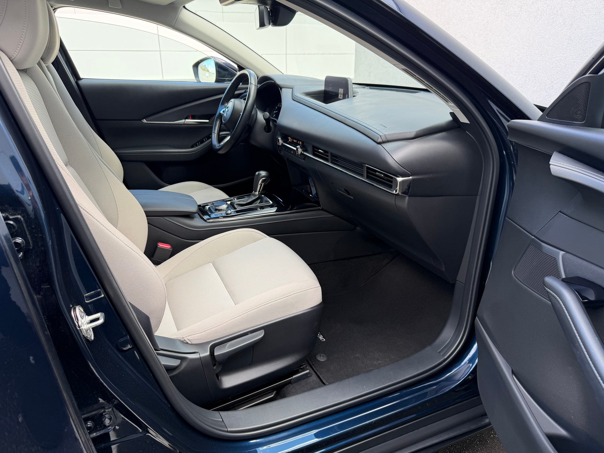 MAZDA CX-30 SKYACTIV-G 150 M Hybrid AWD Ambition Plus Automat-image-23