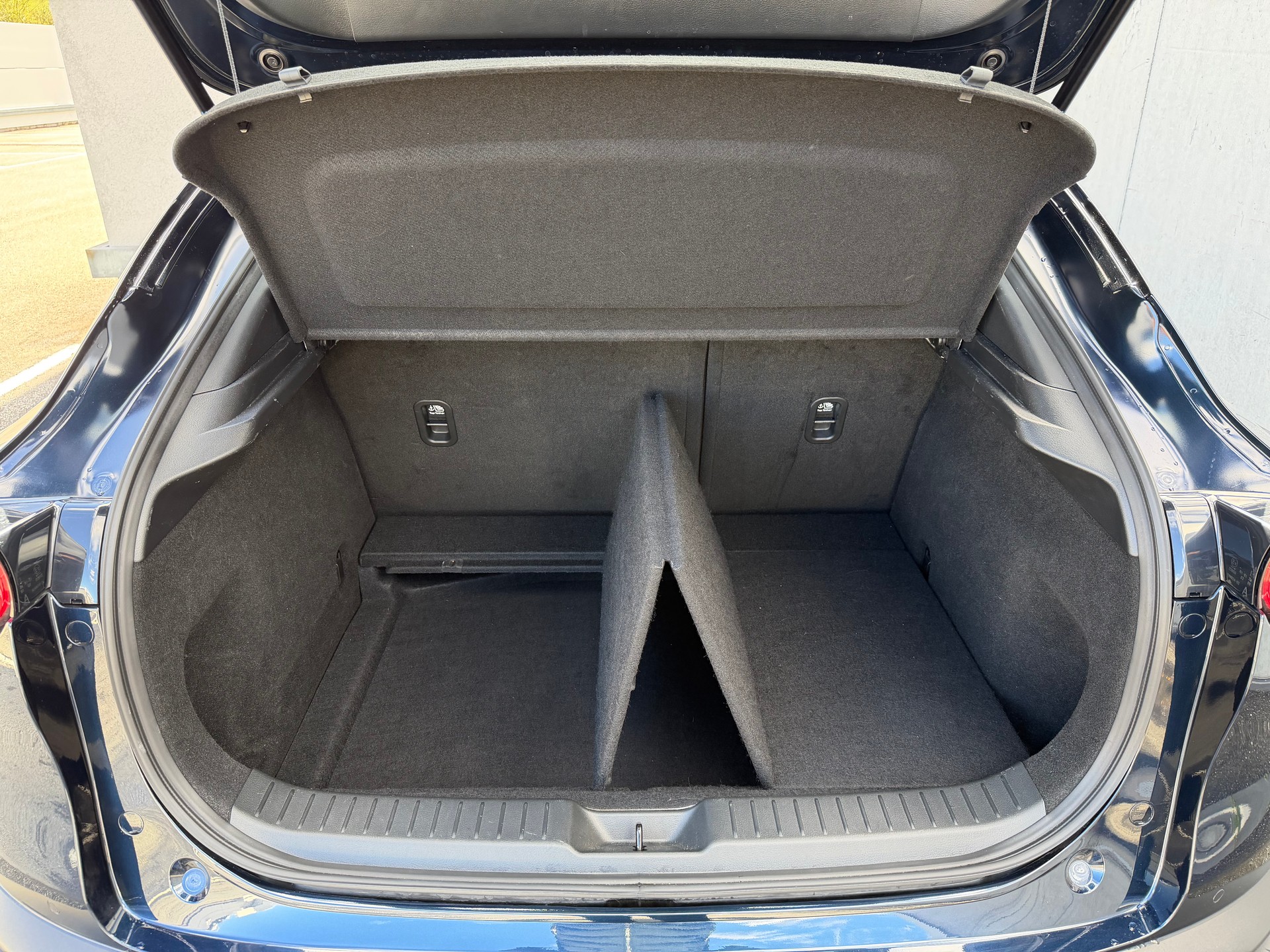 MAZDA CX-30 SKYACTIV-G 150 M Hybrid AWD Ambition Plus Automat-image-17