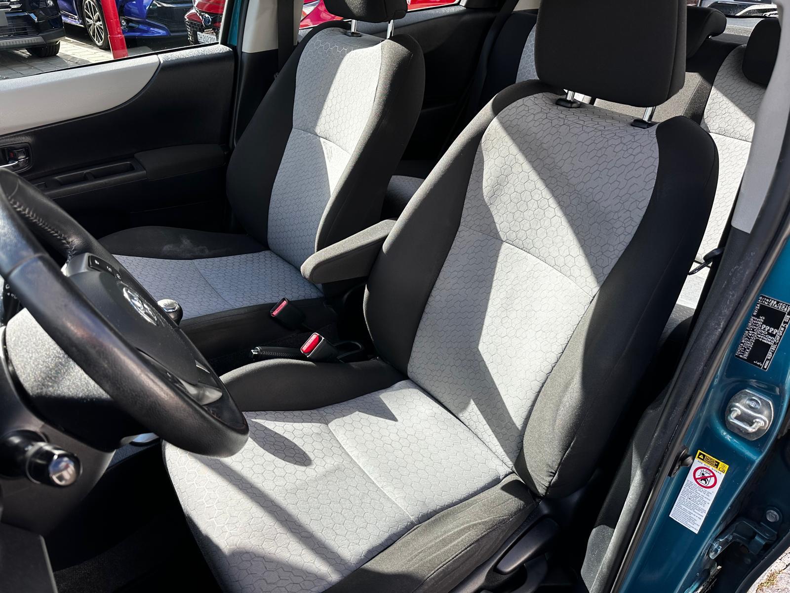TOYOTA Yaris 1.33 VVT-i Sol-image-8