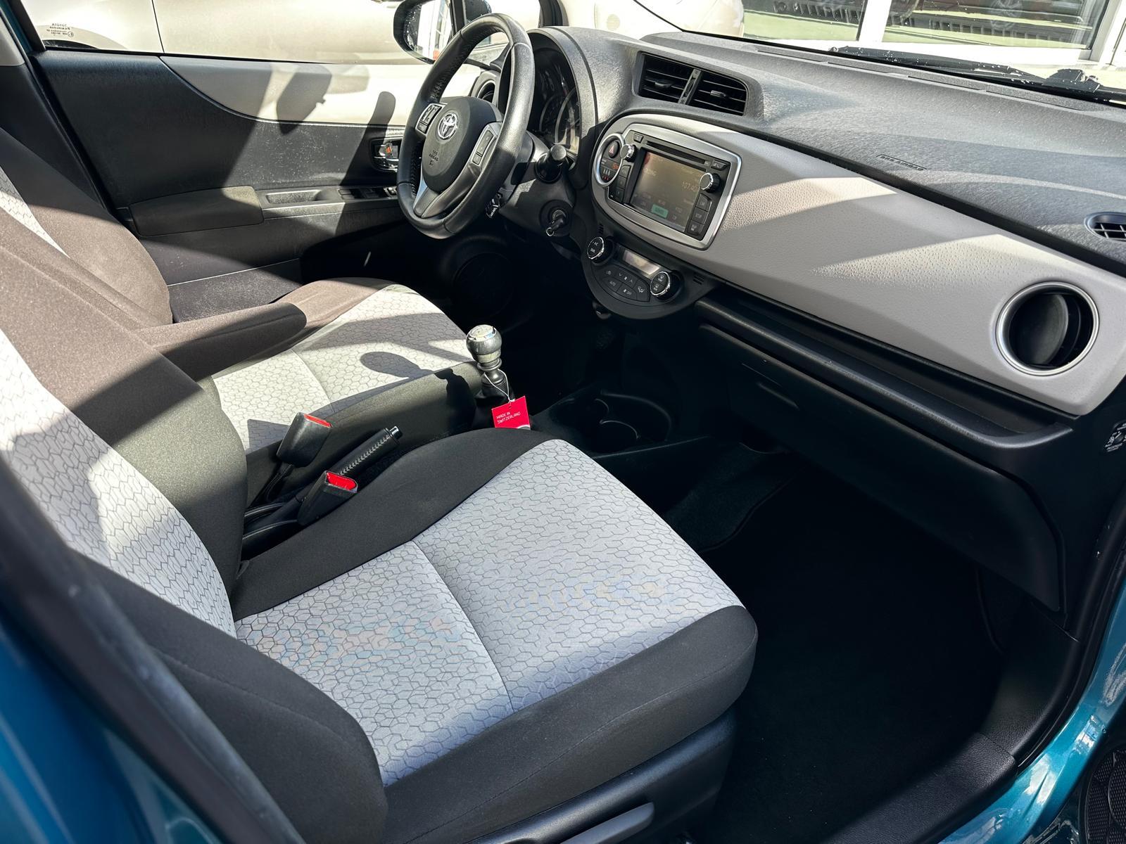 TOYOTA Yaris 1.33 VVT-i Sol-image-12