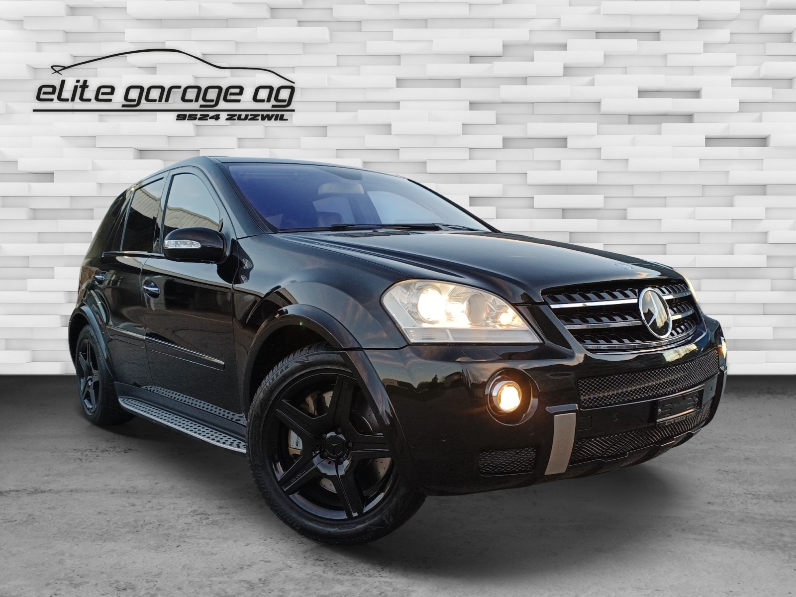 MERCEDES-BENZ ML 63 AMG ALL BLACK 4Matic 7G-Tronic-image-2