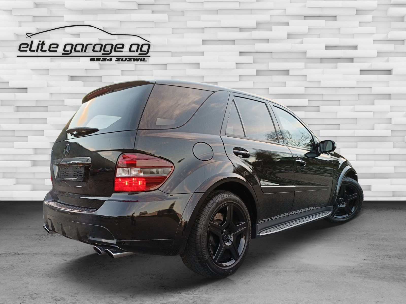 MERCEDES-BENZ ML 63 AMG ALL BLACK 4Matic 7G-Tronic-image-5