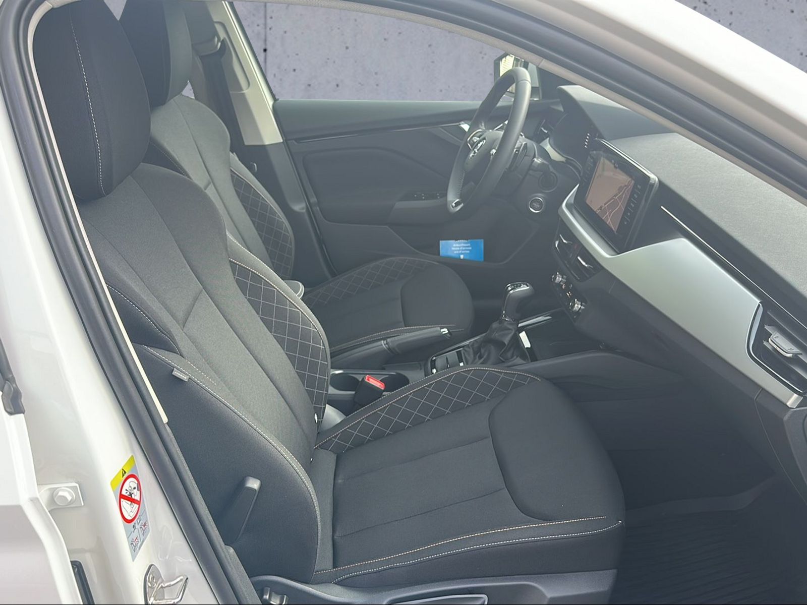 SKODA Scala 1.0 TSI Ambition DSG-image-15