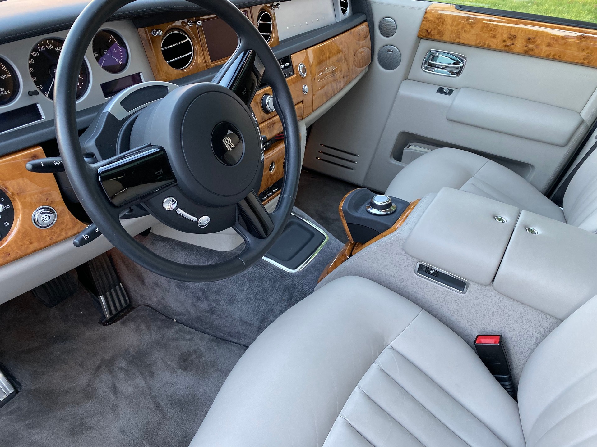 ROLLS-ROYCE Phantom 6.7 V12-image-7