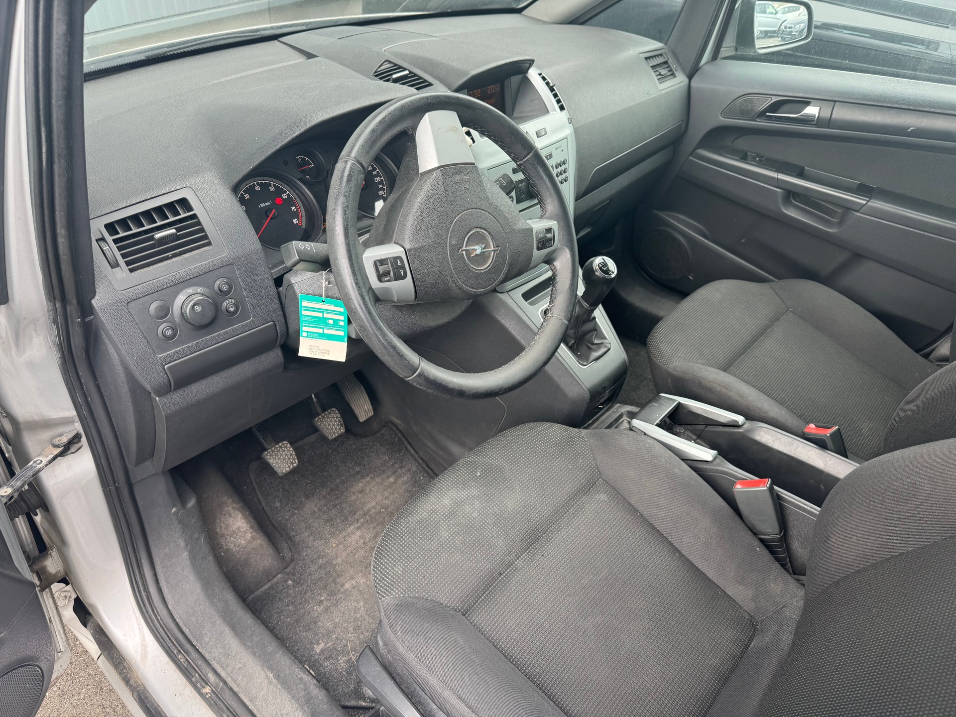 OPEL Zafira 1.8i 16V-image-7