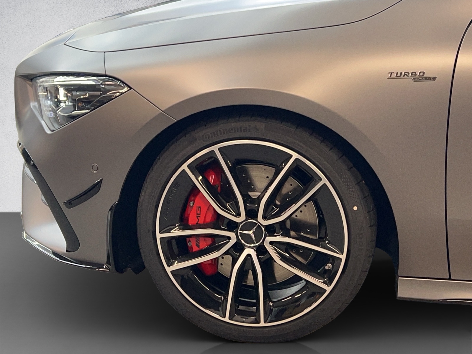 MERCEDES-BENZ CLA 35 AMG 4Matic Shooting Brake-image-6