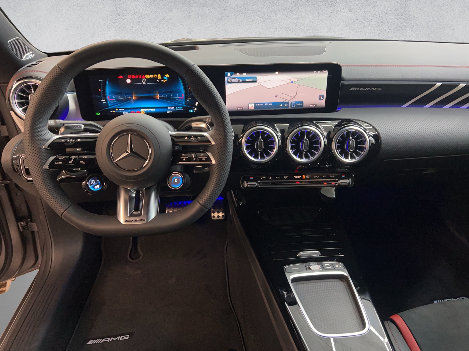 MERCEDES-BENZ CLA 35 AMG 4Matic Shooting Brake-image-13