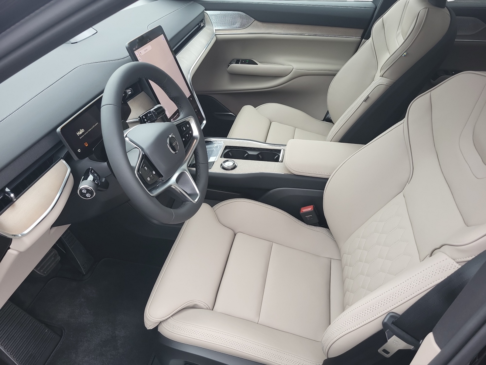VOLVO EX 90 Twin Performance Ultra AWD-image-9
