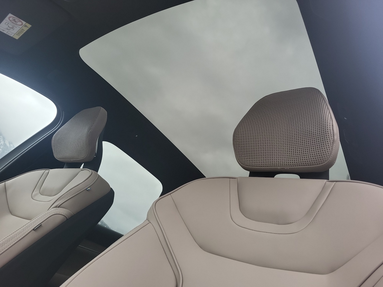 VOLVO EX 90 Twin Performance Ultra AWD-image-11
