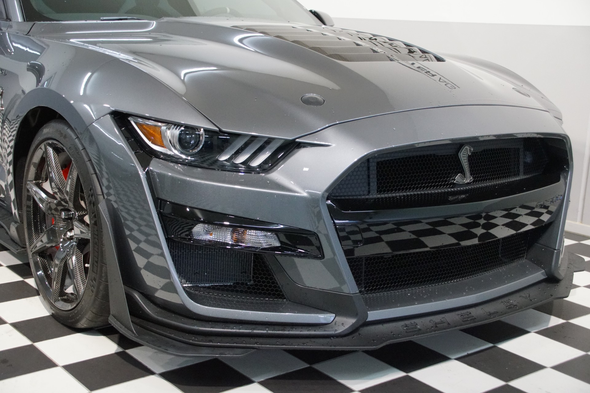 FORD Shelby GT 500 Carbon Fiber Track Pack-image-2