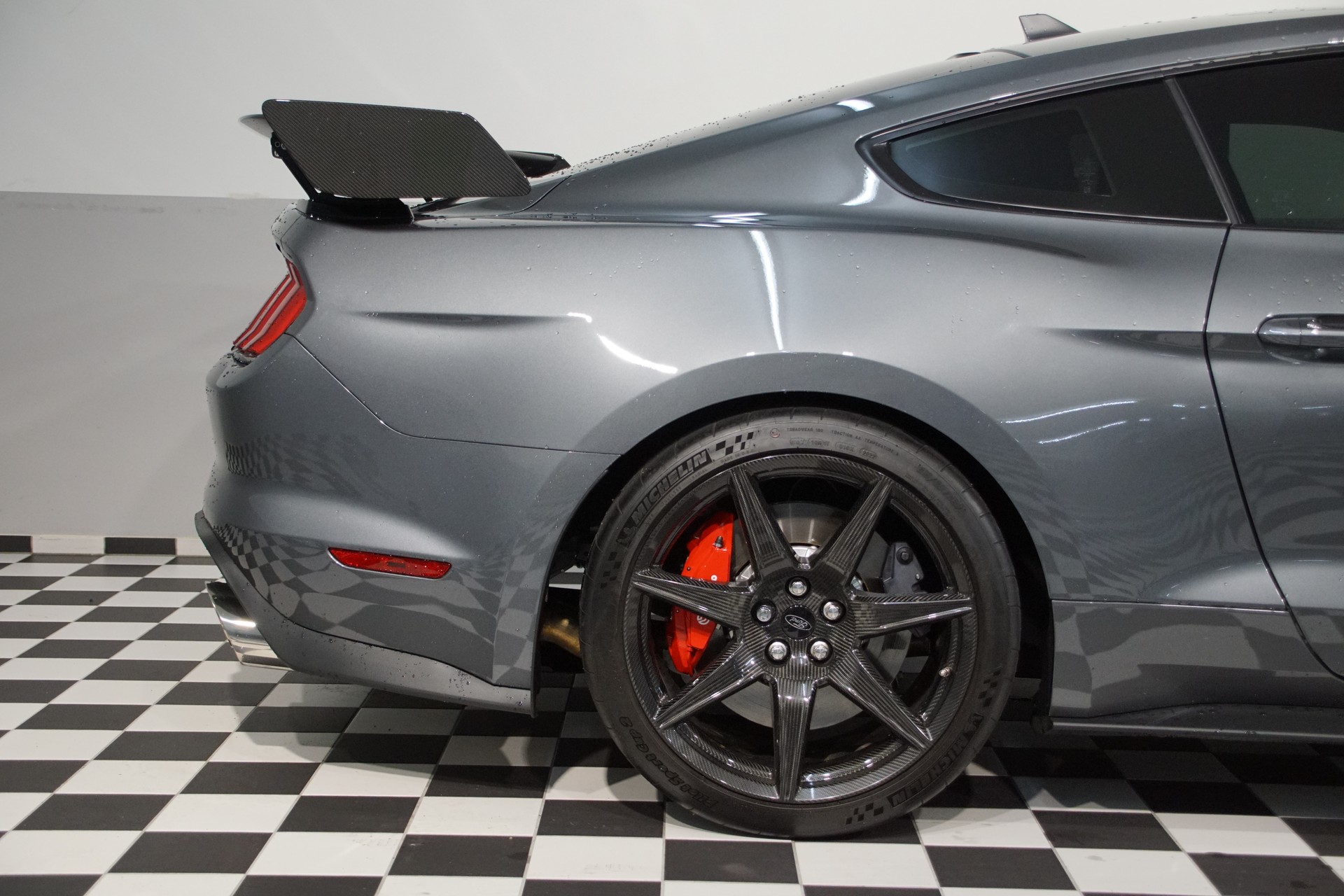 FORD Shelby GT 500 Carbon Fiber Track Pack-image-13