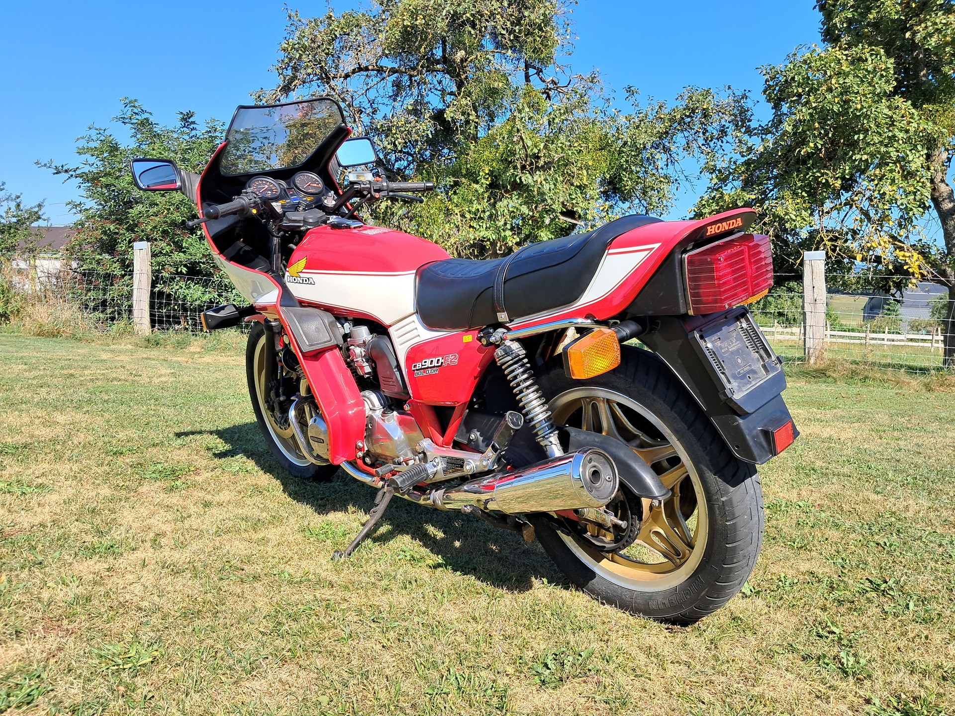 HONDA CB 900 F2B Bol d'or-image-2