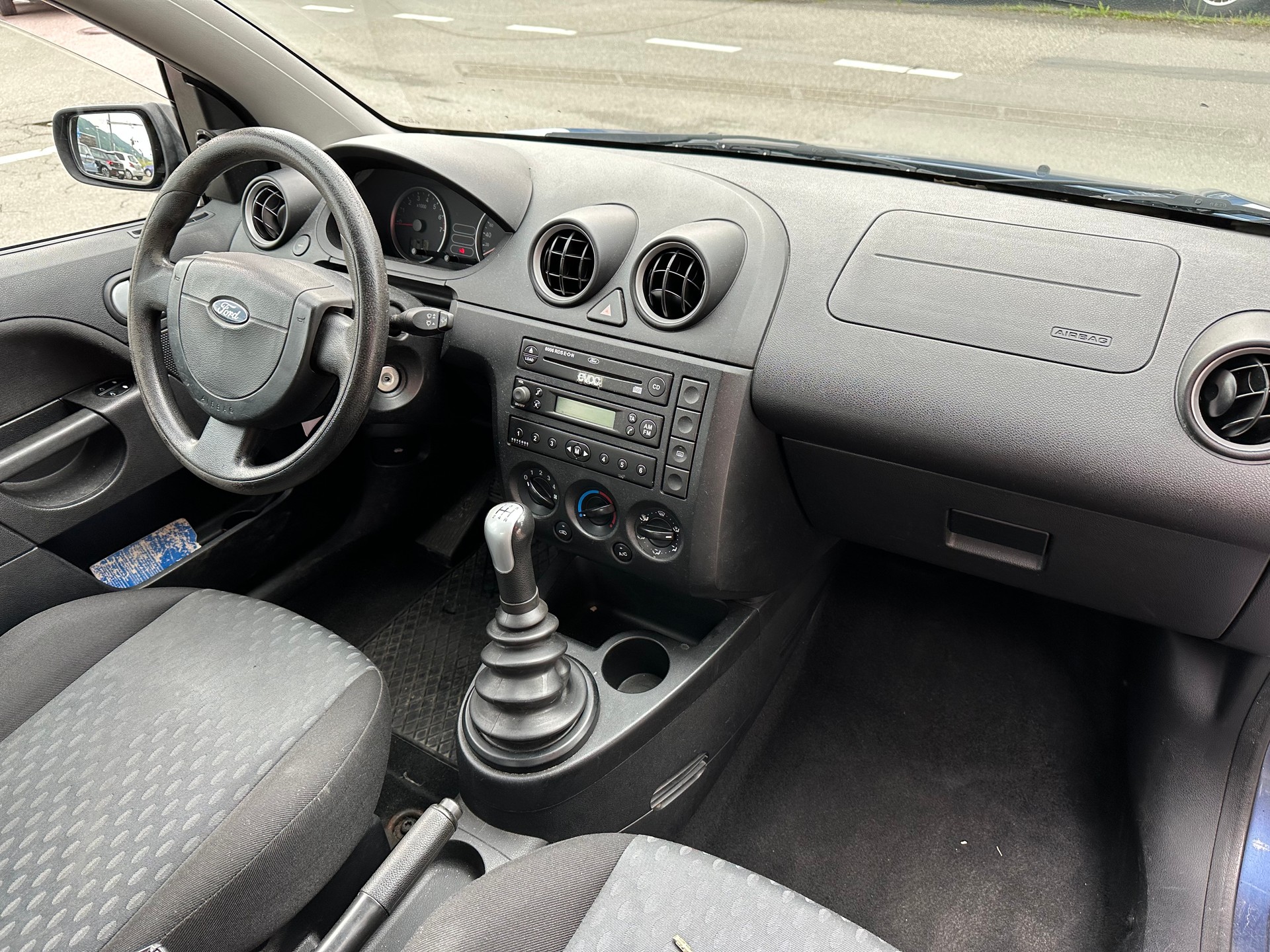 FORD Fiesta 1.4 16V Trend FIXPREIS-image-8