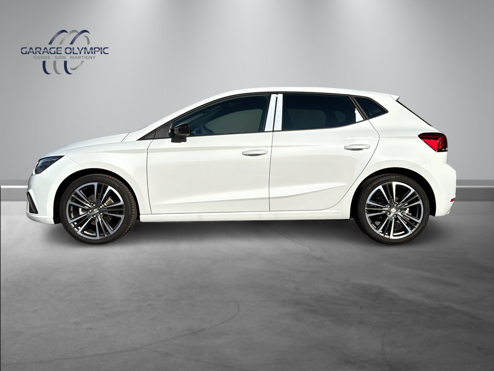 SEAT Ibiza 1.5 EcoTSI Anniversary DSG-showroom-element-1