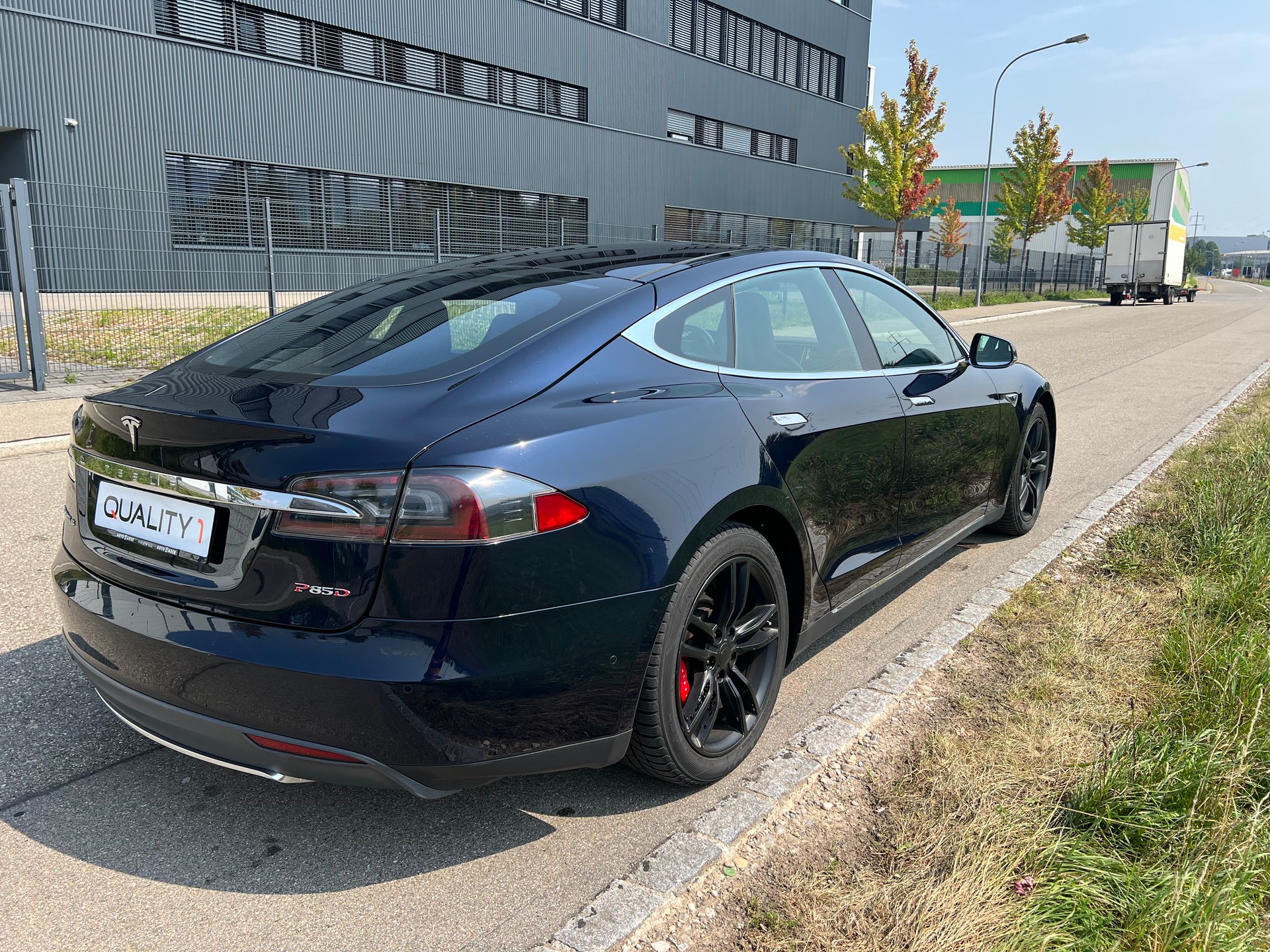 TESLA S85DP 4X4-image-9