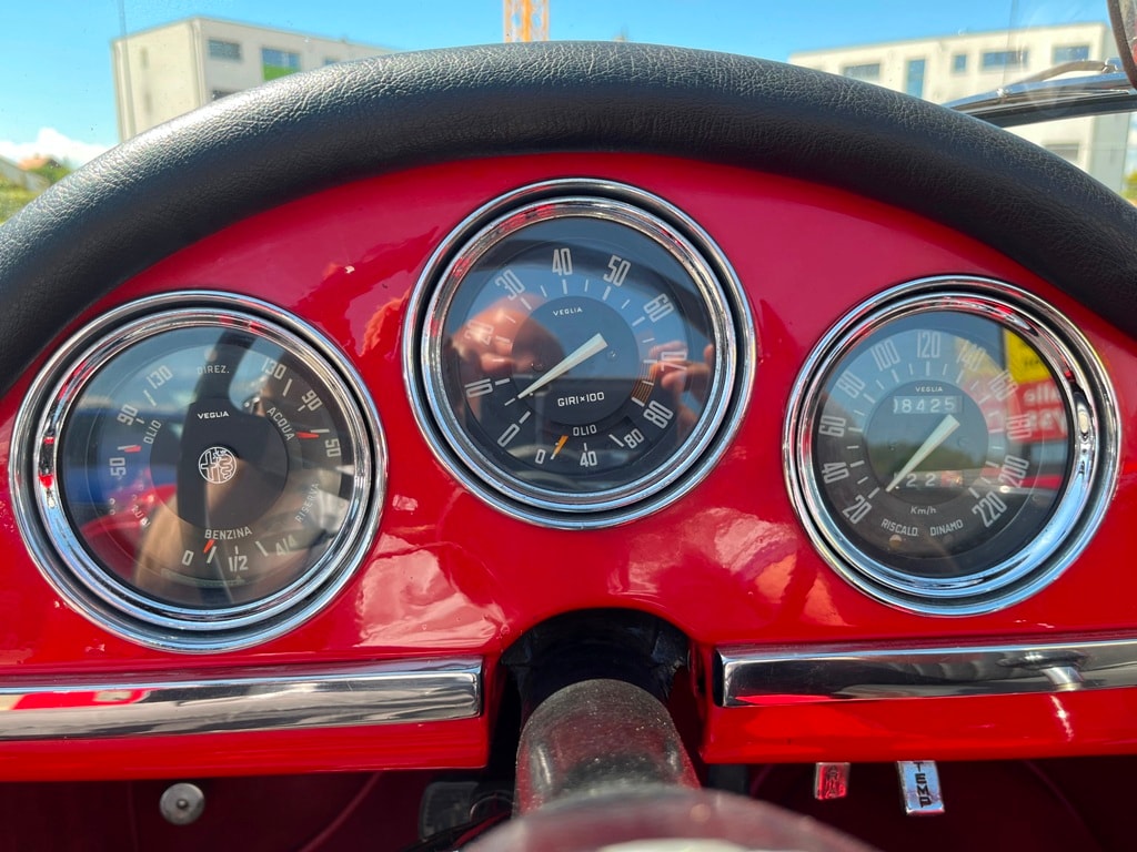 ALFA ROMEO Giulia Spider Veloce 1600 original-image-10