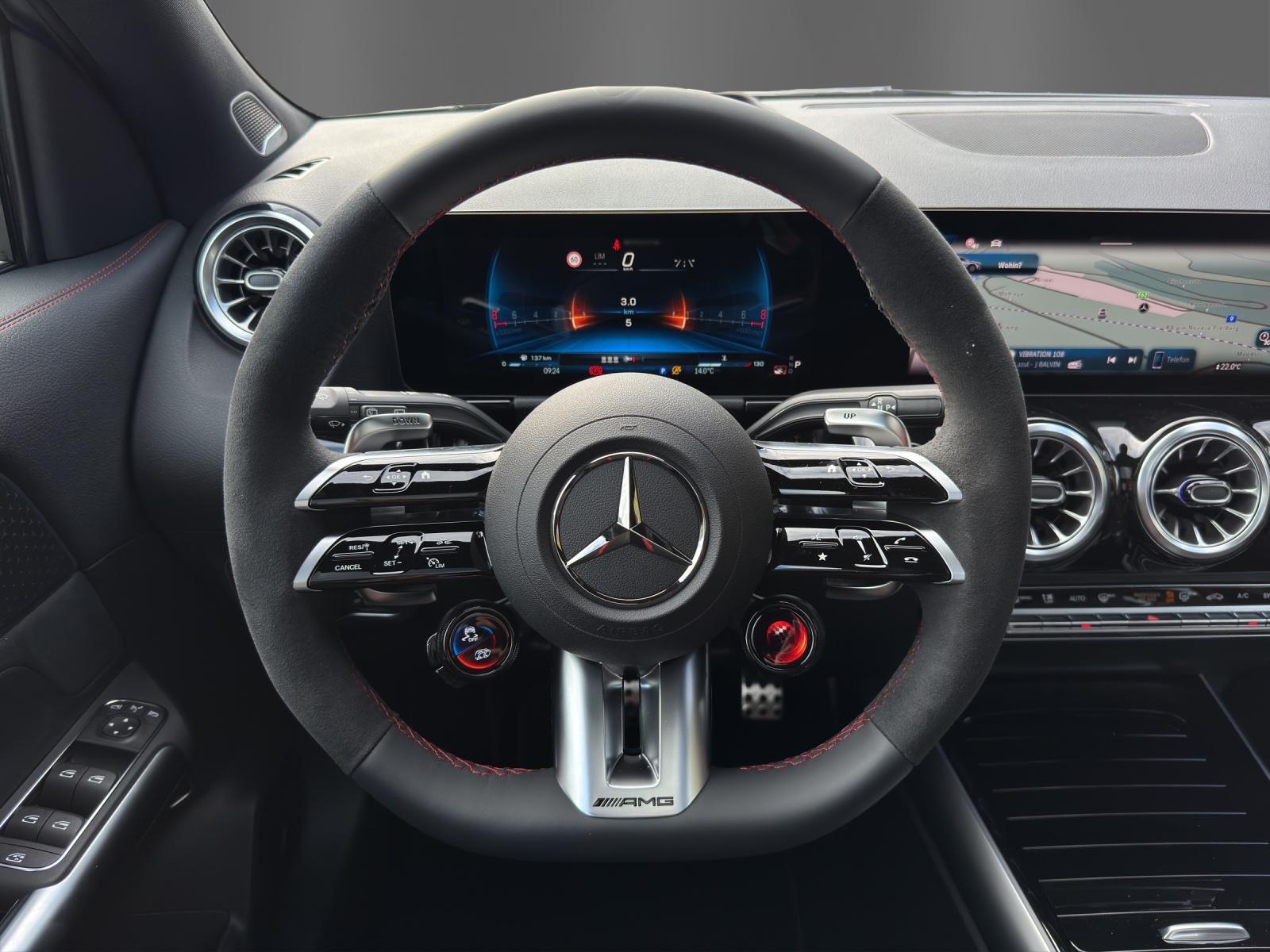 MERCEDES-BENZ GLA AMG 45 S 4Matic+ 8G-DCT-image-9