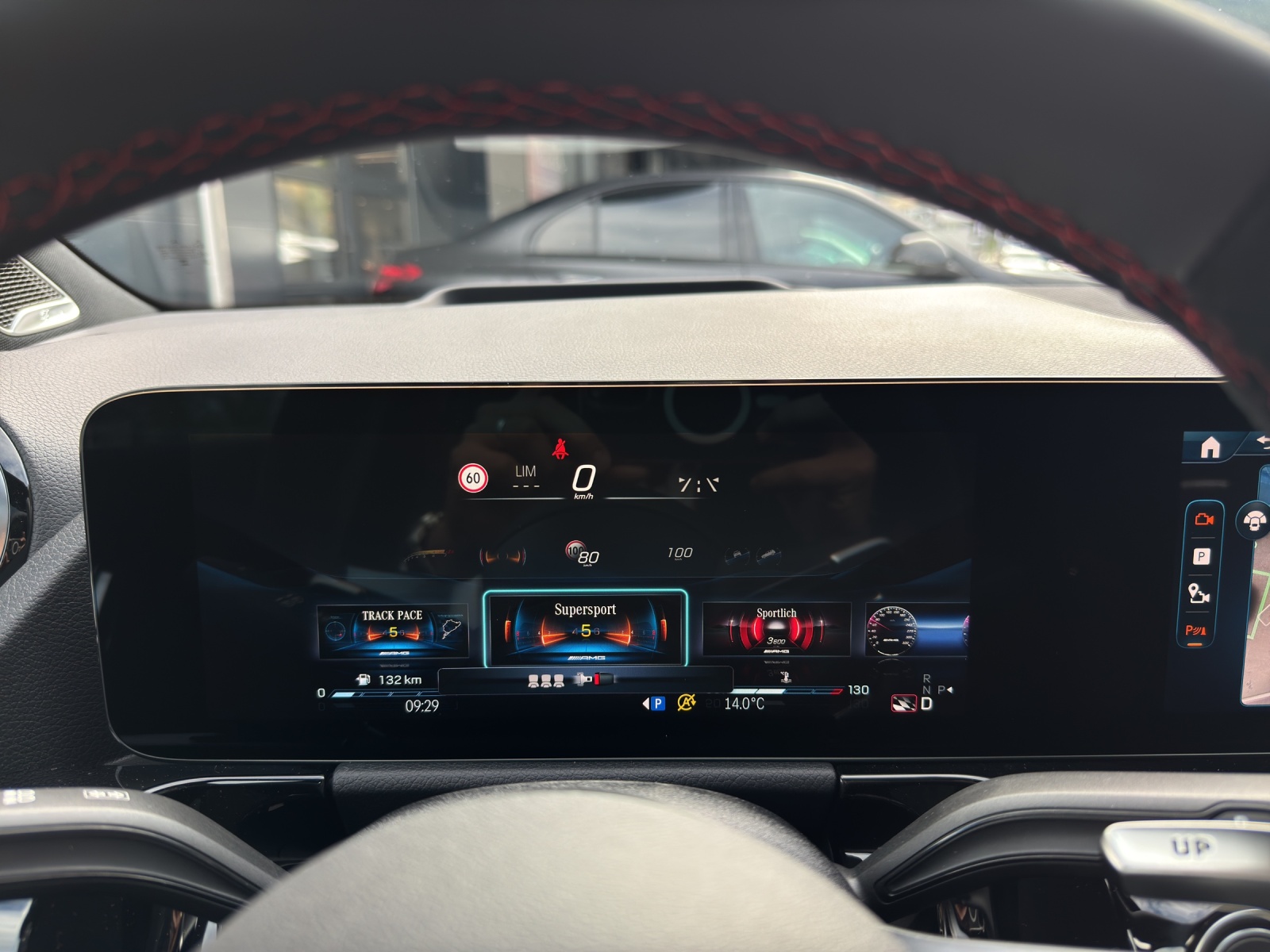 MERCEDES-BENZ GLA AMG 45 S 4Matic+ 8G-DCT-image-28