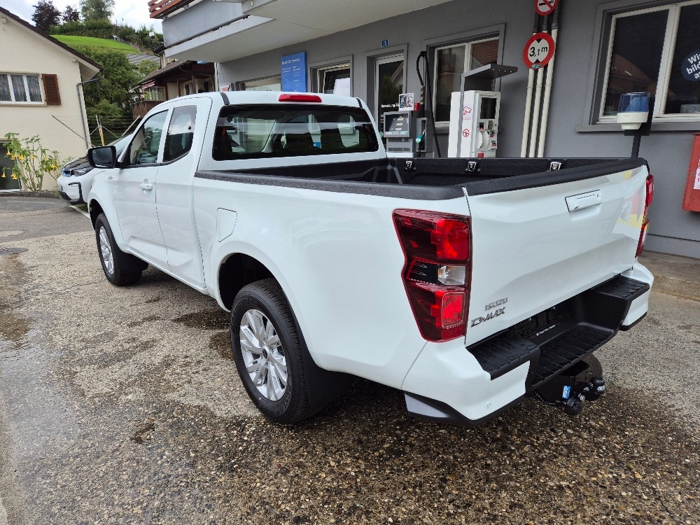 ISUZU D-MAX 1.9 SpaceCab N60BB+ 4x4-image-4