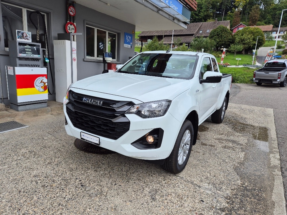 ISUZU D-MAX 1.9 SpaceCab N60BB+ 4x4-image-1