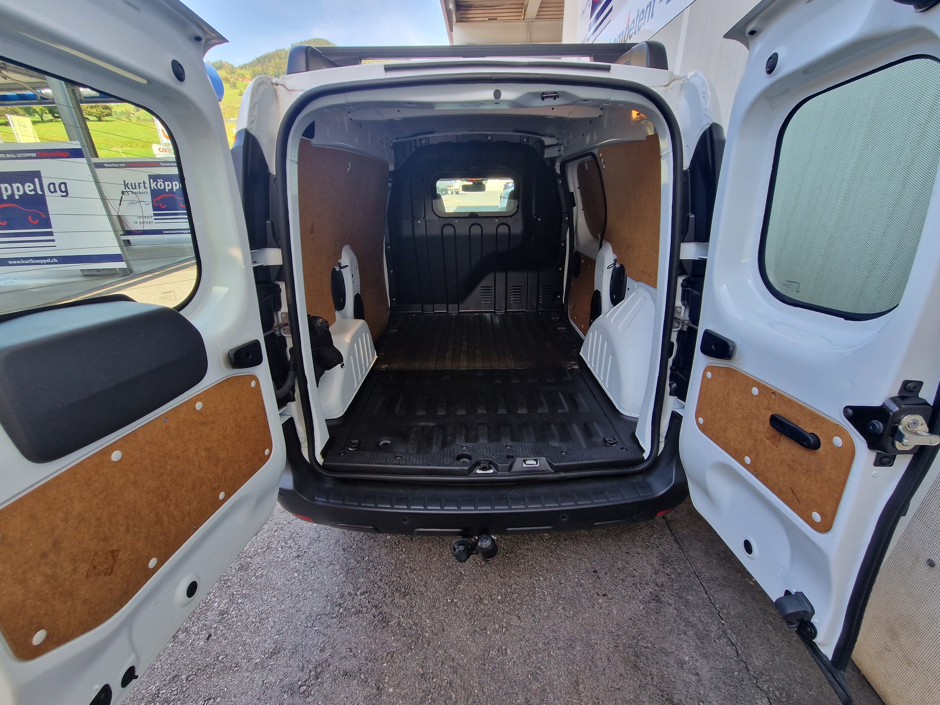 RENAULT EXPRESS Kaw. 1.3 TCe Blue 100-image-8