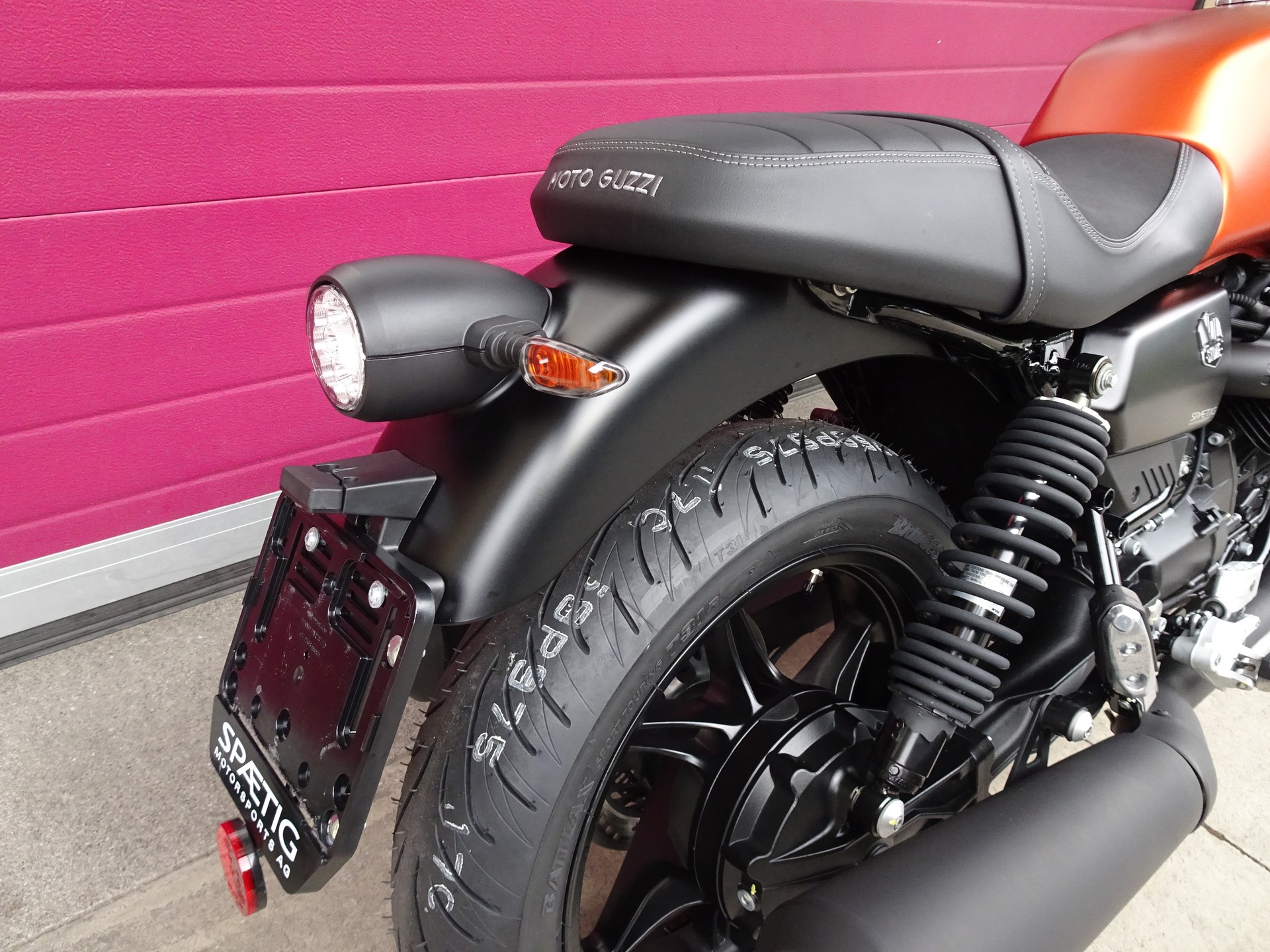 MOTO GUZZI V7 IV 850 Stone-image-7