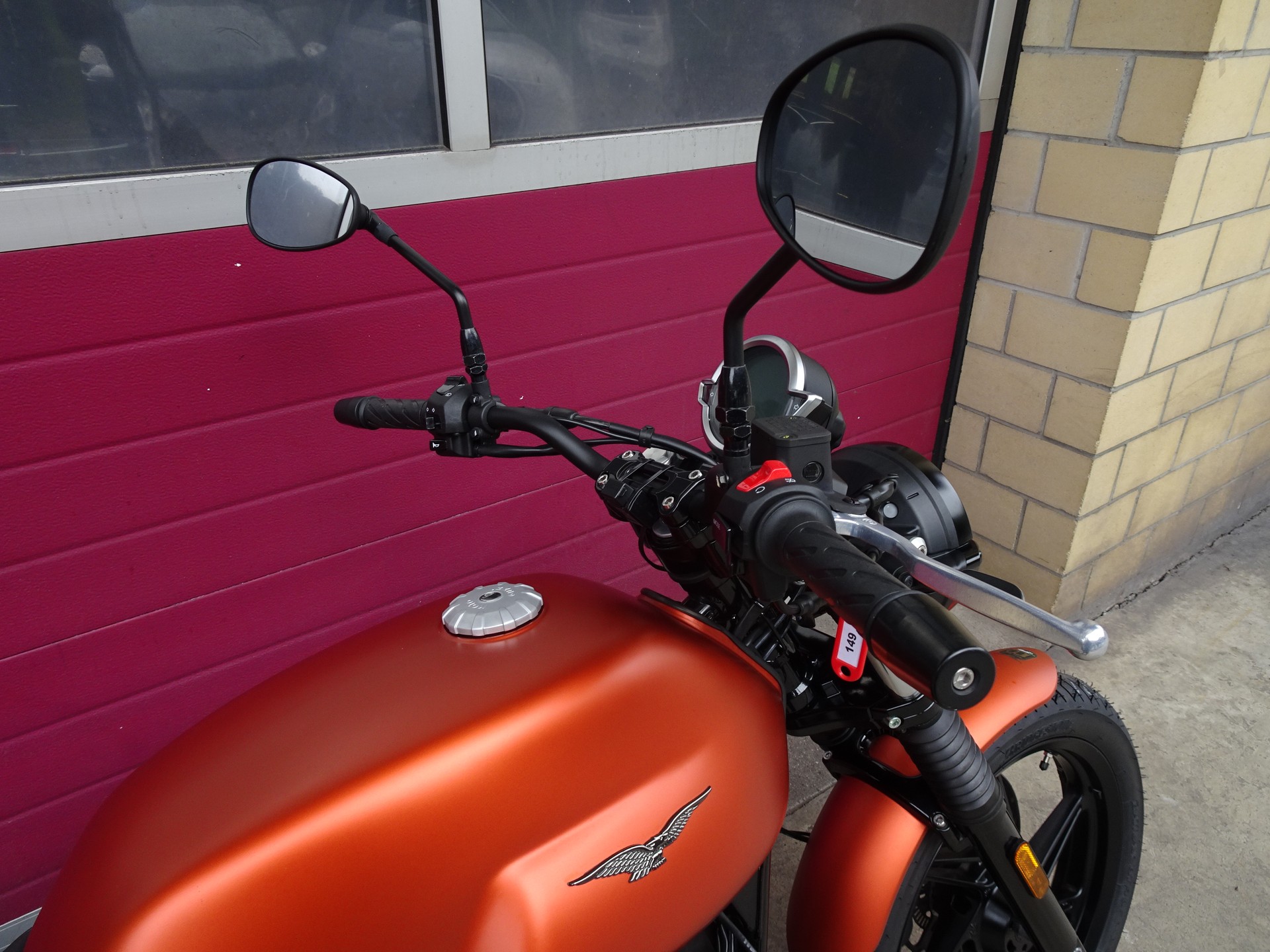 MOTO GUZZI V7 IV 850 Stone-image-4