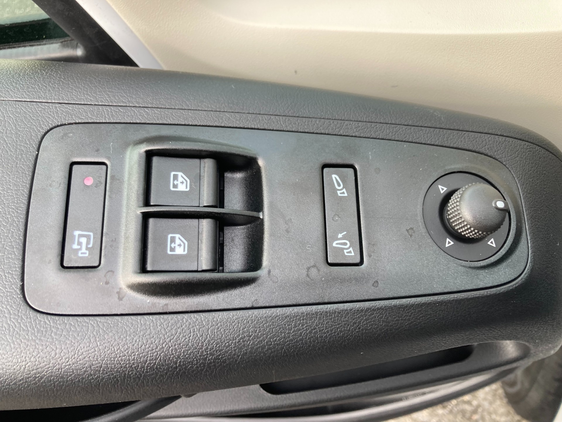 CITROEN Jumper 35 2.2 BlueHDi 140 L2H2-image-11