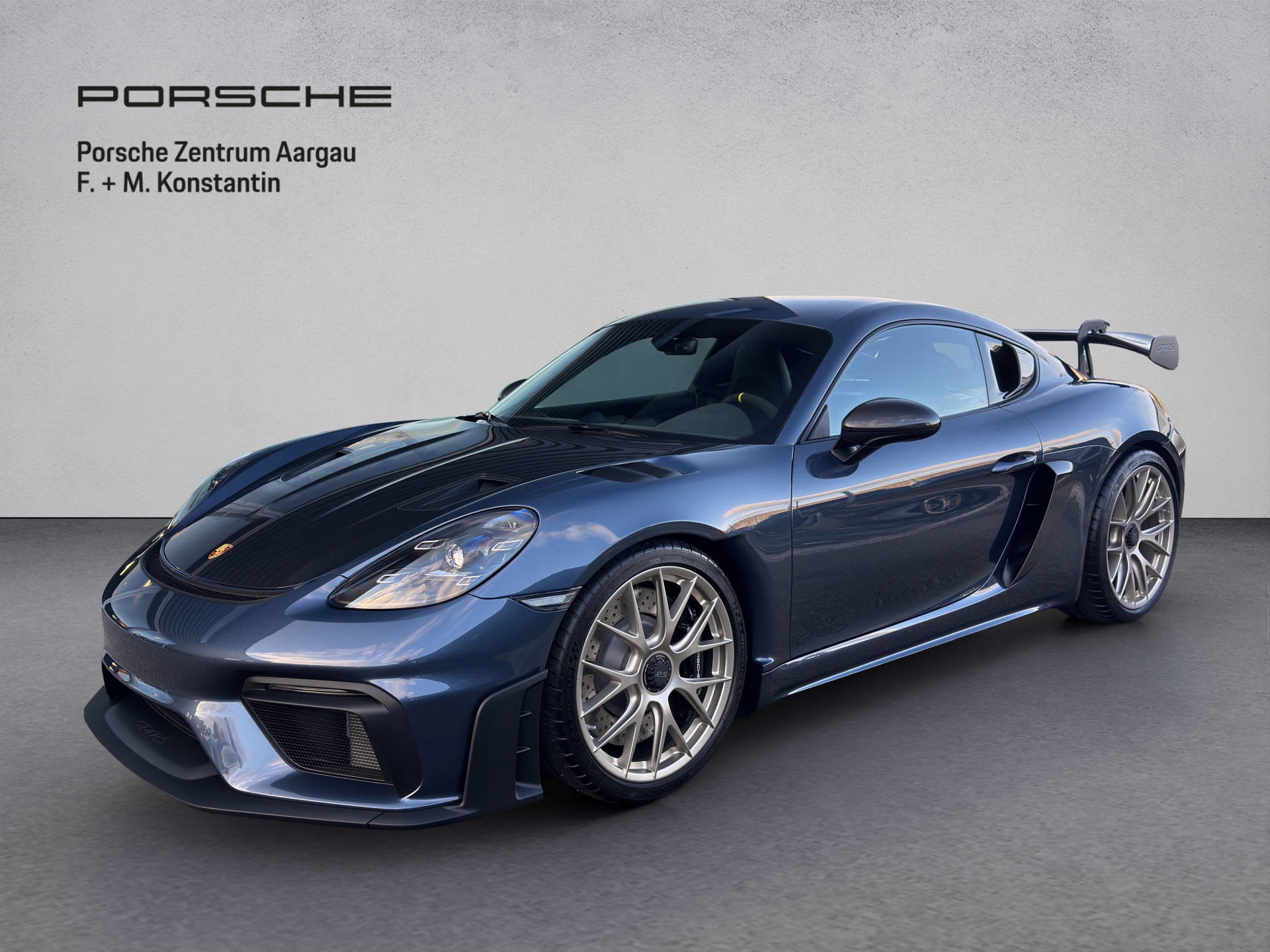 PORSCHE Cayman 718 GT4 RS-image-0