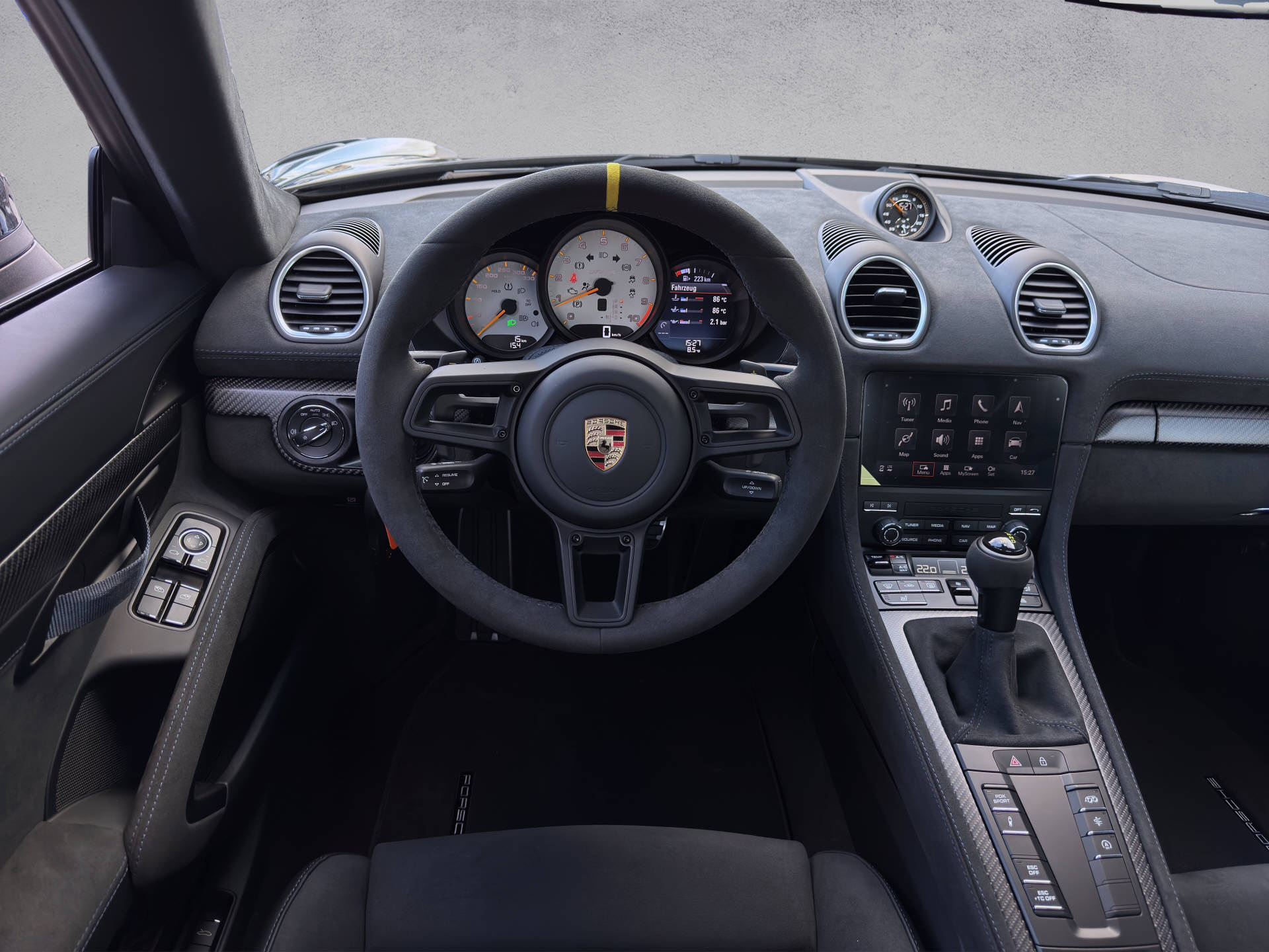 PORSCHE Cayman 718 GT4 RS-image-5