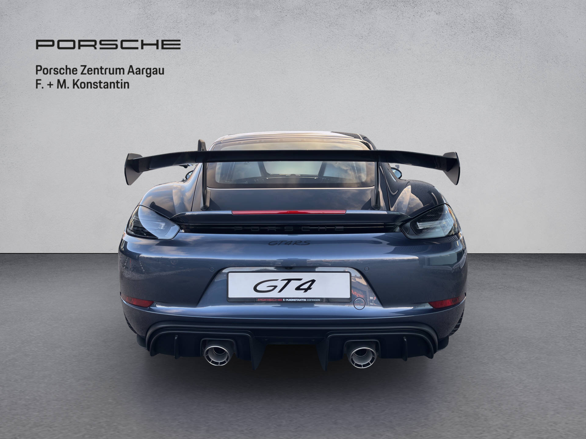 PORSCHE Cayman 718 GT4 RS-image-4