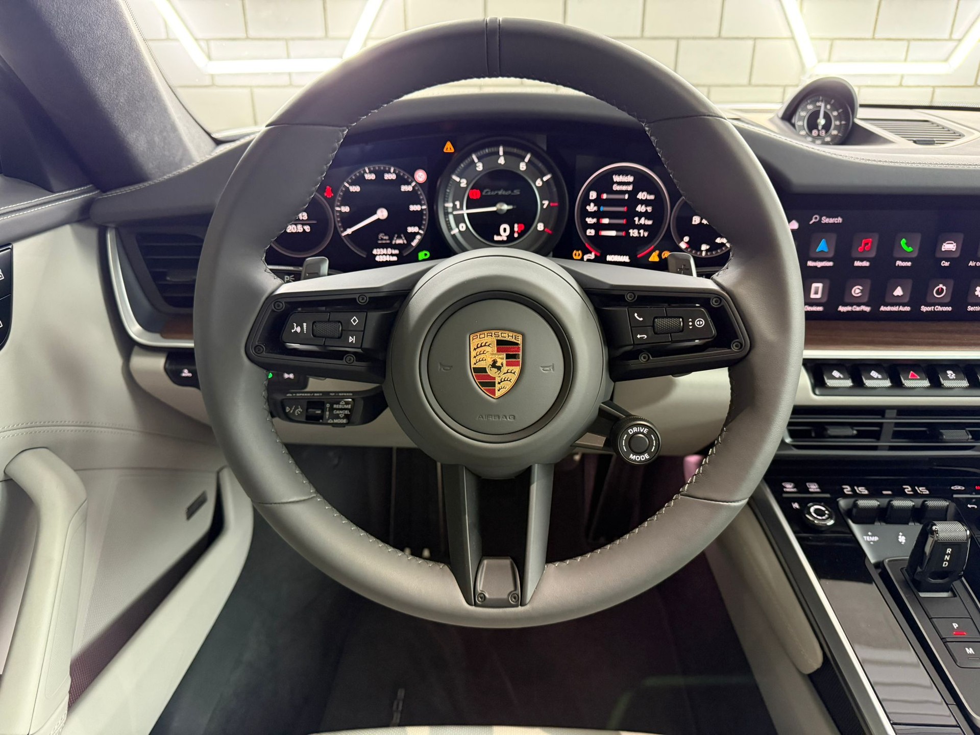 PORSCHE 911 Turbo S PDK-image-7