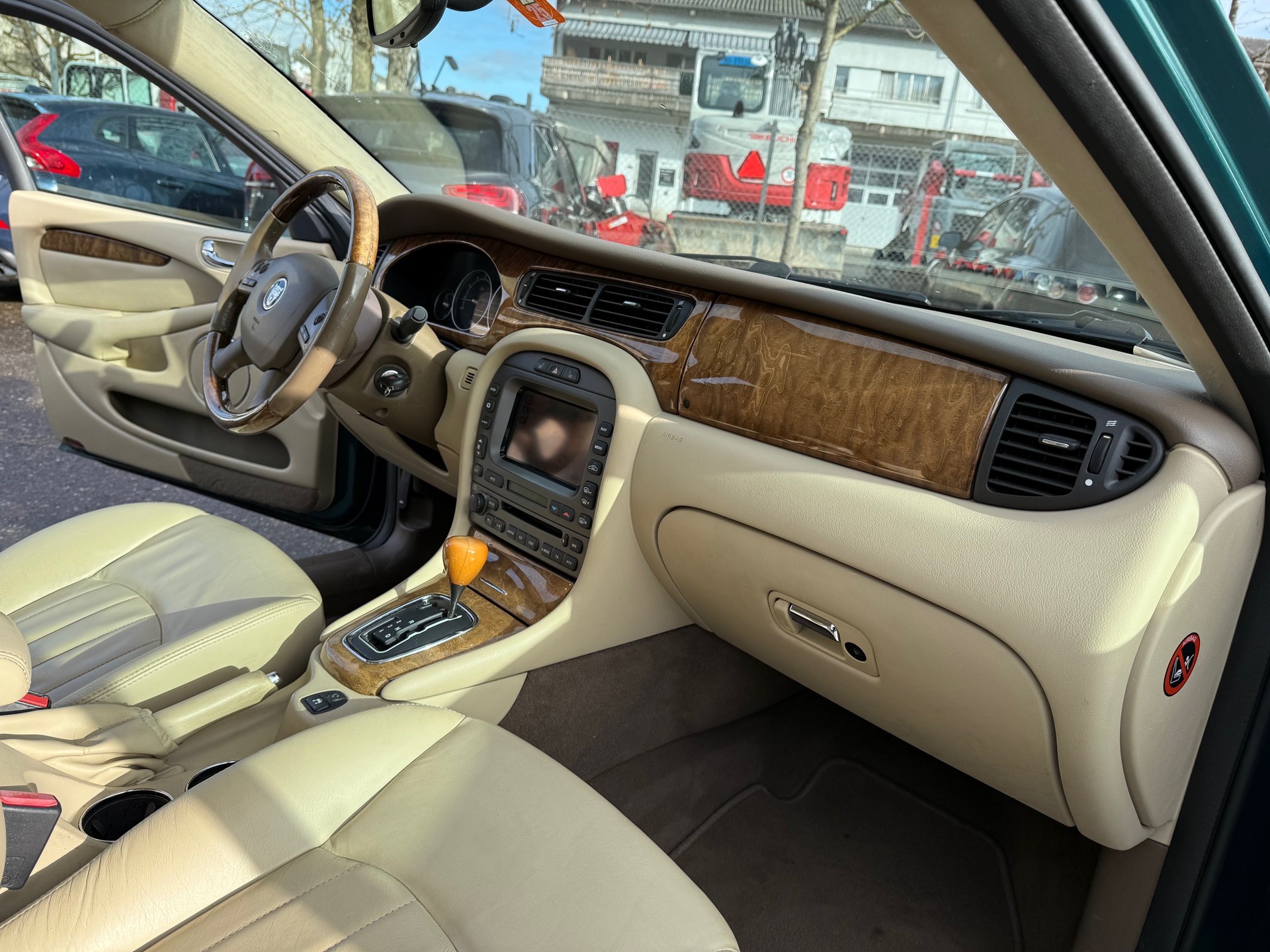 JAGUAR X-Type 3.0 V6 Traction4 Executive Limited-image-8