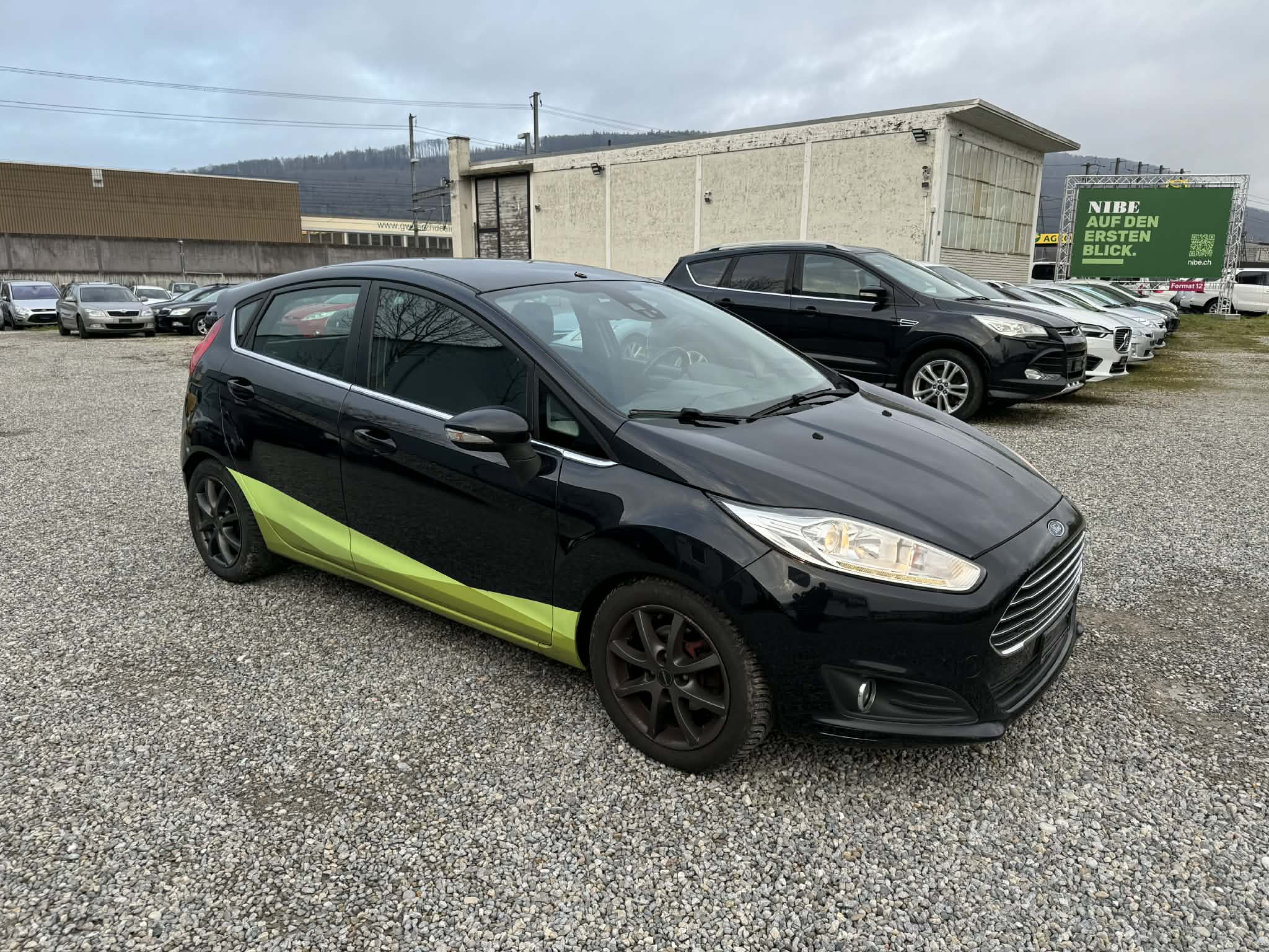 Car photo
