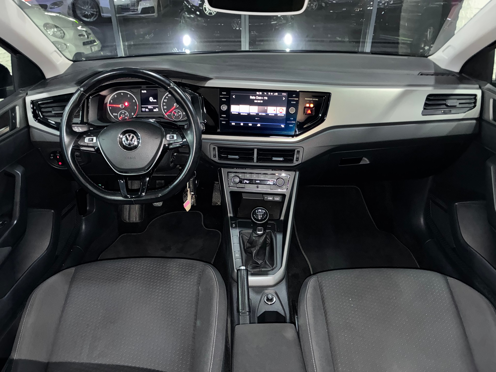 VW Polo 1.0 TSI BMT Comfortline-image-7
